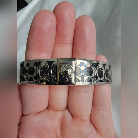 Set of 3 Coach bangles - Picture 2 of 8